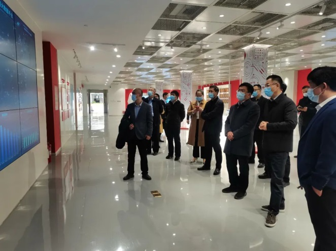 6351ed2be72ff.png 图片1.png